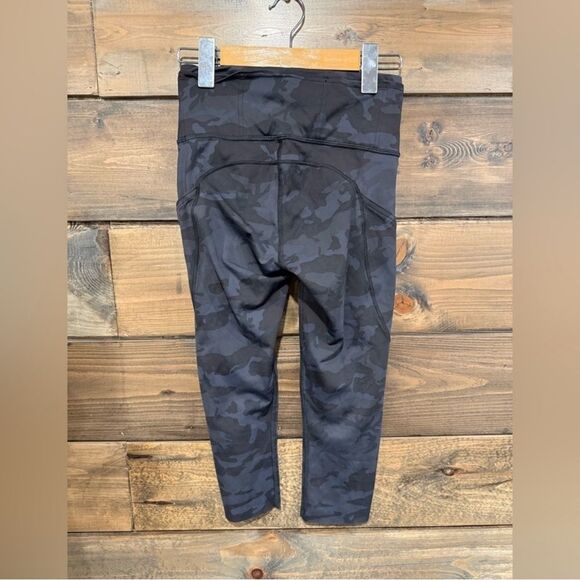 lululemon athletica fast and free ll - Picture 5 of 5